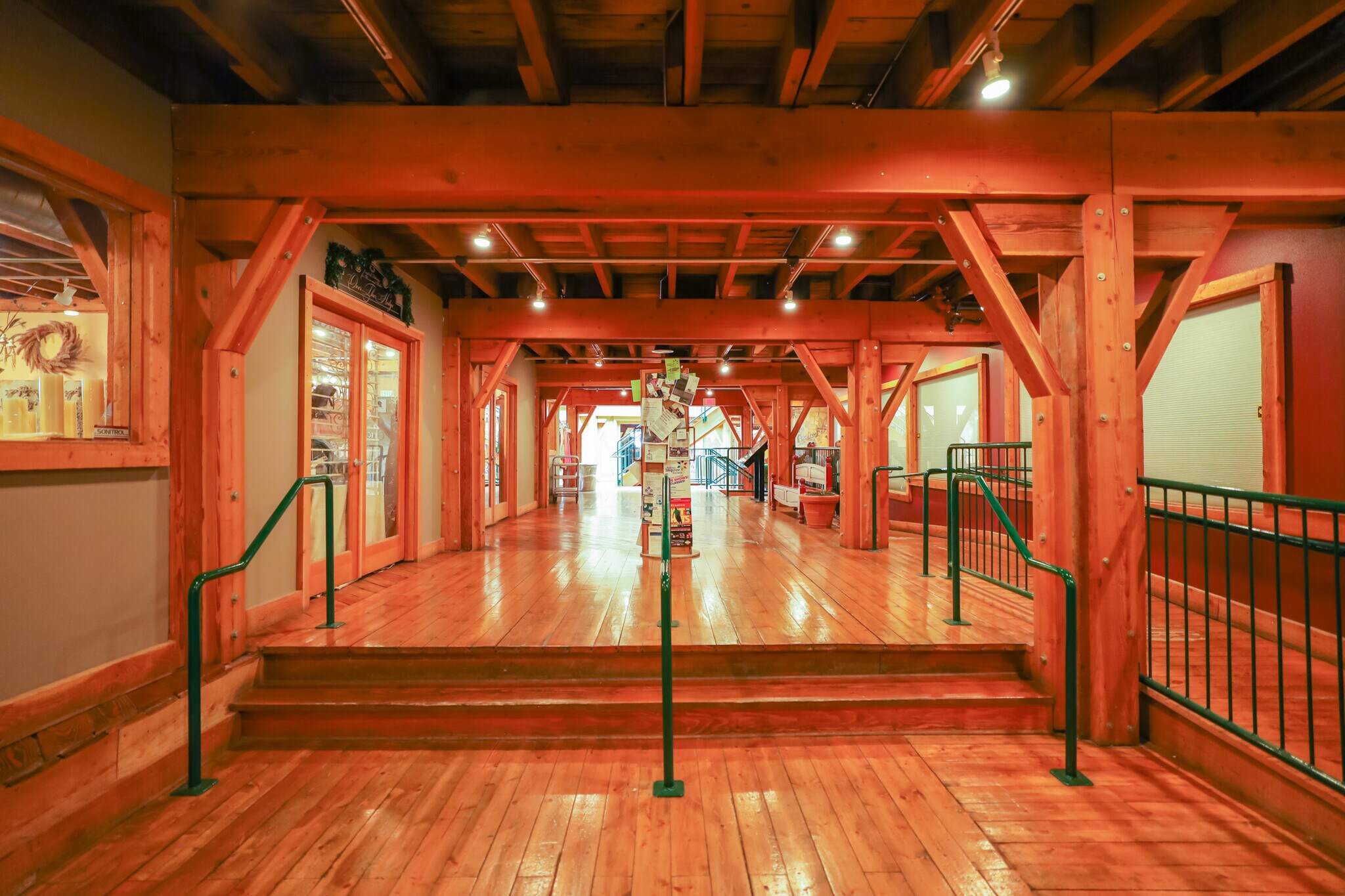 5110 Tieton Dr, Yakima, WA 98908 Glenwood Shopping Center