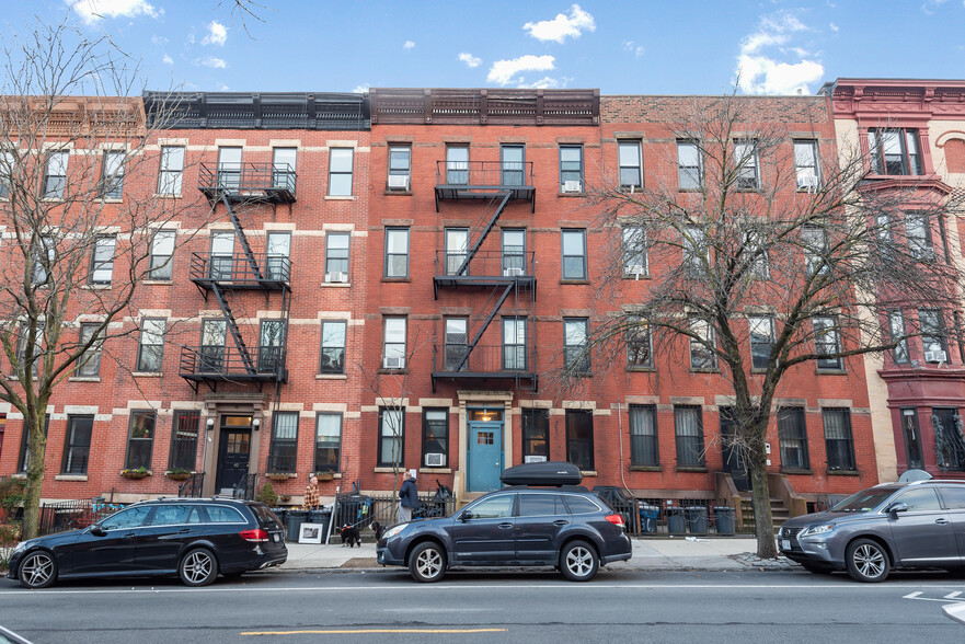 38 3rd St, Brooklyn, NY 11231 | LoopNet