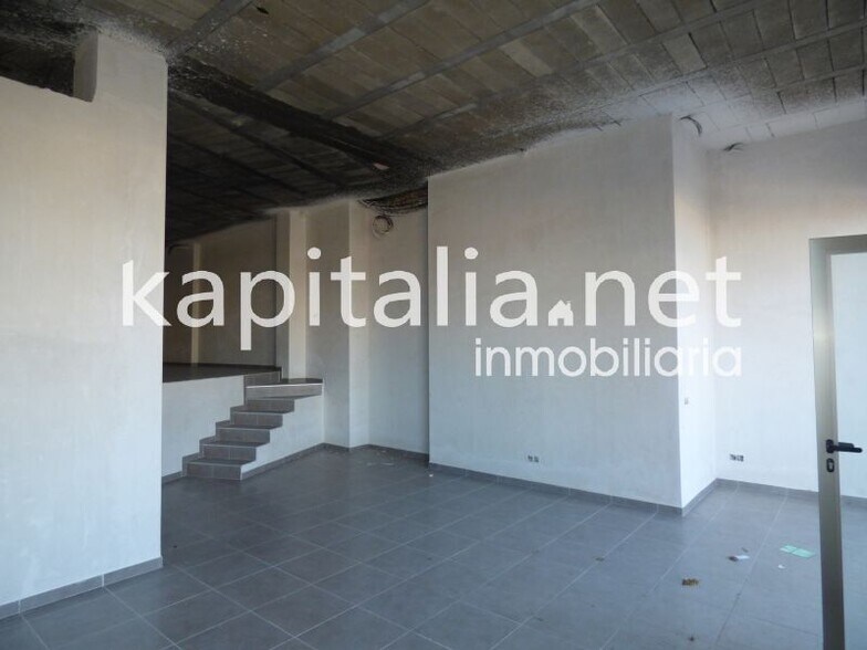 Retail in Ontinyent, Valencia for sale - Building Photo - Image 3 of 4