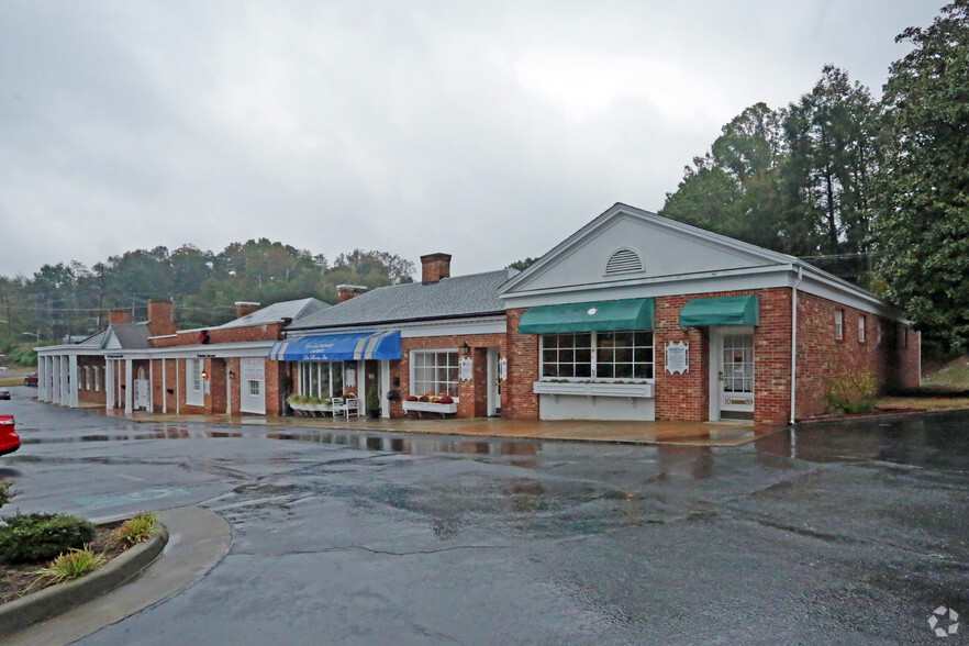 700-799 Spruce St, Martinsville, VA for lease - Primary Photo - Image 1 of 4