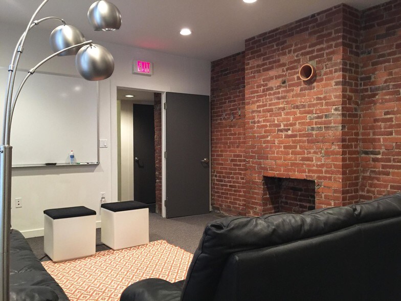 1815 E Carson St Pittsburgh Pa 15203 Office Space For Lease