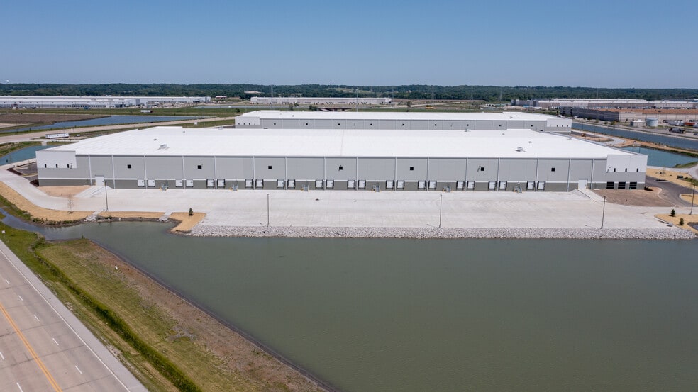 Gateway Panattoni, Edwardsville, IL for lease - Building Photo - Image 3 of 6