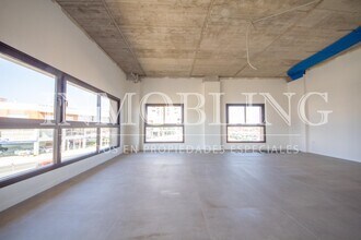Office in Mataró, Barcelona for lease Interior Photo- Image 2 of 12