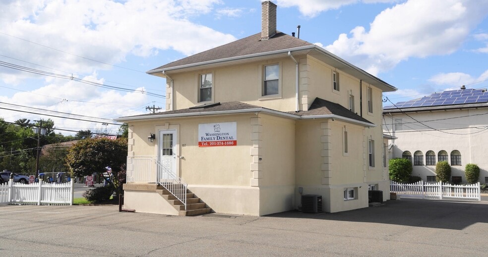 197 S Washington Ave, Bergenfield, NJ for sale - Commercial Listing Video - Image 2 of 37