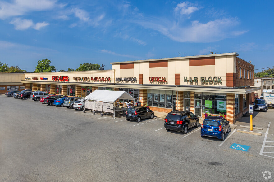 10504-10540 Connecticut Ave, Kensington, MD for lease - Building Photo - Image 3 of 3