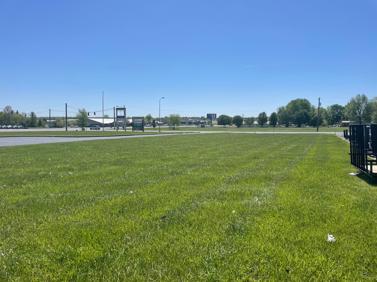 2233 W Everly Brothers Blvd, Powderly, KY 42367 Corner Lot * 1.412