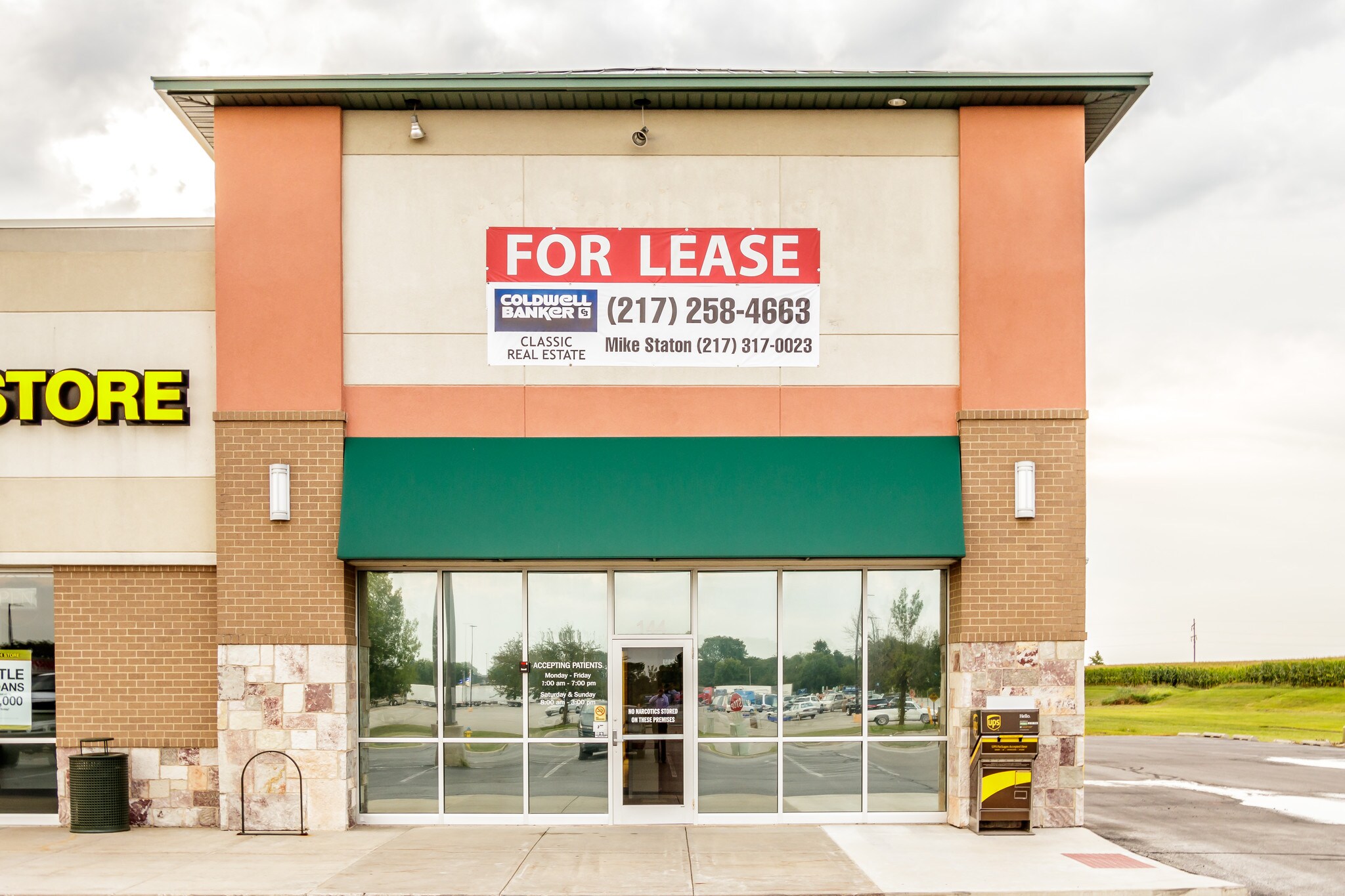 144 Dettro Dr, Mattoon, IL for sale Building Photo- Image 1 of 1