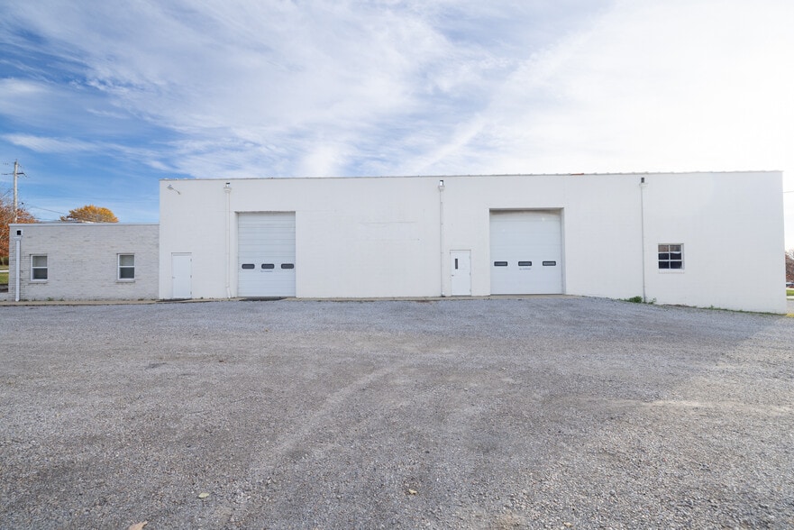 65 Carmen Rd, Tallmadge, OH for lease - Building Photo - Image 2 of 9