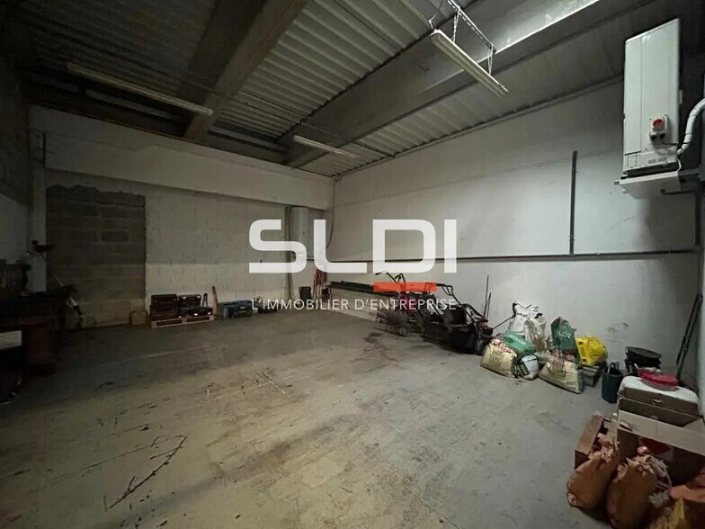 Office in Blyes for lease - Interior Photo - Image 2 of 16