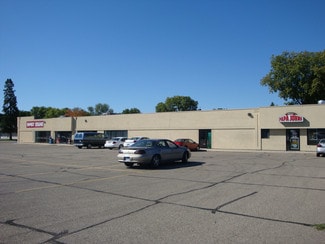More details for 800-826 S Front St, Mankato, MN - Retail for Lease