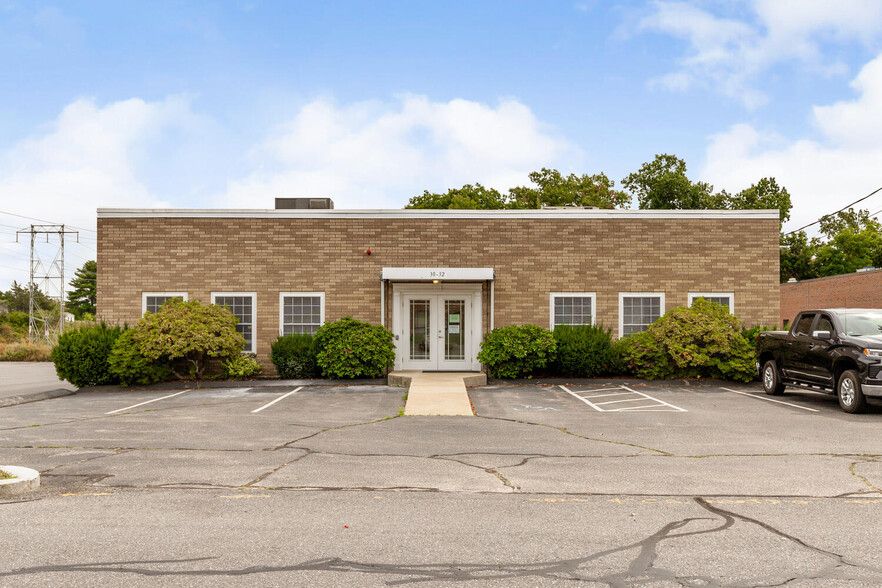 30 Ray Ave, Burlington, MA for lease - Building Photo - Image 1 of 26