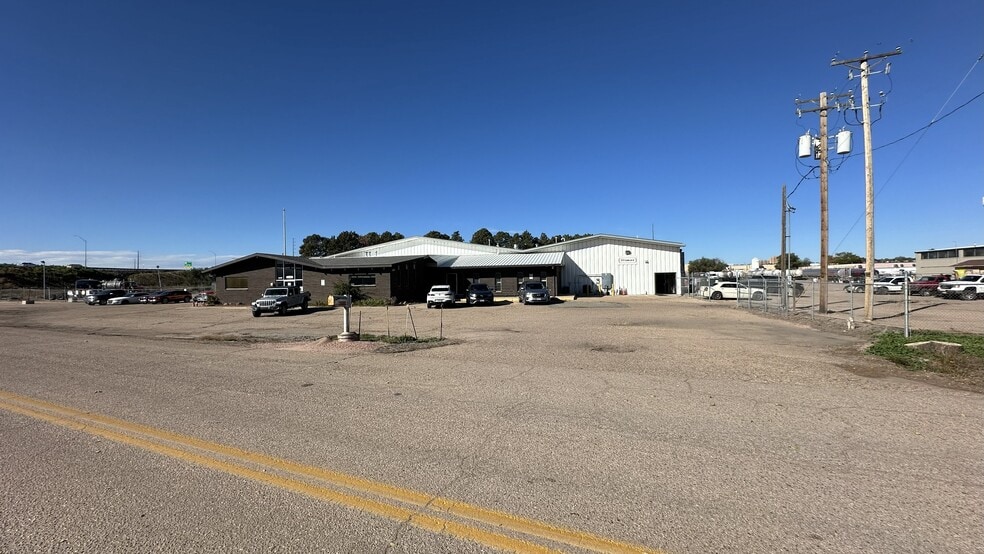 2600 2nd Ave, Greeley, CO for sale - Building Photo - Image 1 of 9