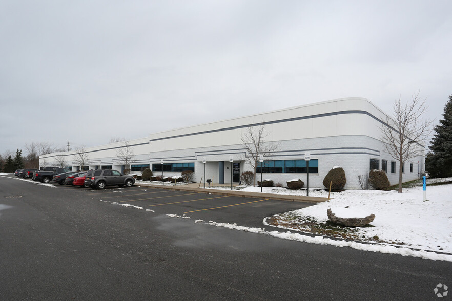 454 Sonwil Dr, Buffalo, NY for lease - Building Photo - Image 2 of 2