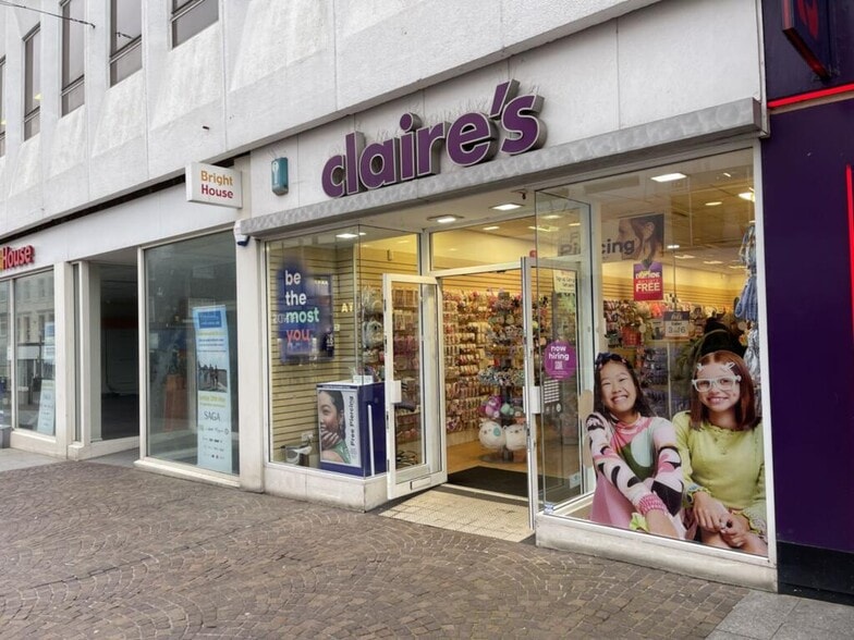 49-53 Sandgate Rd, Folkestone for lease - Building Photo - Image 2 of 6