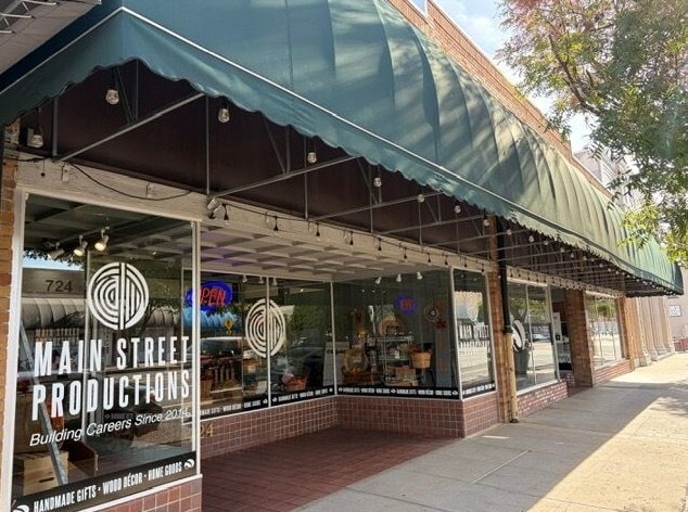 714-724 Main St, Red Bluff, CA for sale - Building Photo - Image 2 of 7