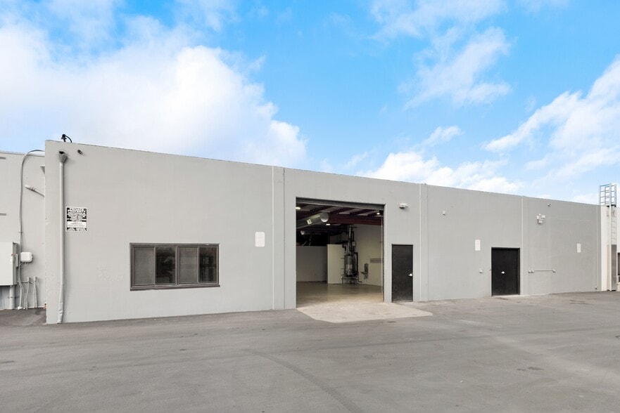 914-918 Industrial Ave, Palo Alto, CA for lease - Building Photo - Image 3 of 19