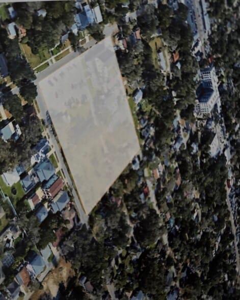 6018 N Highland Ave portfolio of 3 properties for sale on LoopNet.com - Building Photo - Image 3 of 16