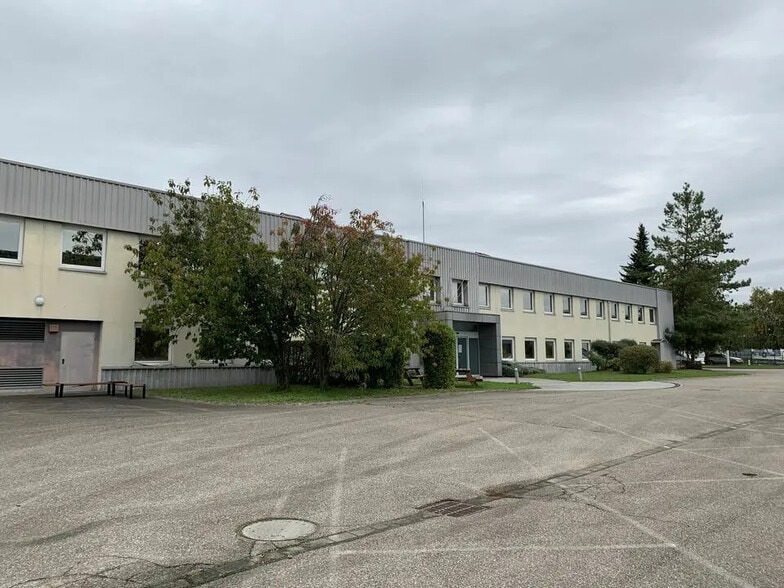 Office in Strasbourg for lease - Building Photo - Image 2 of 8