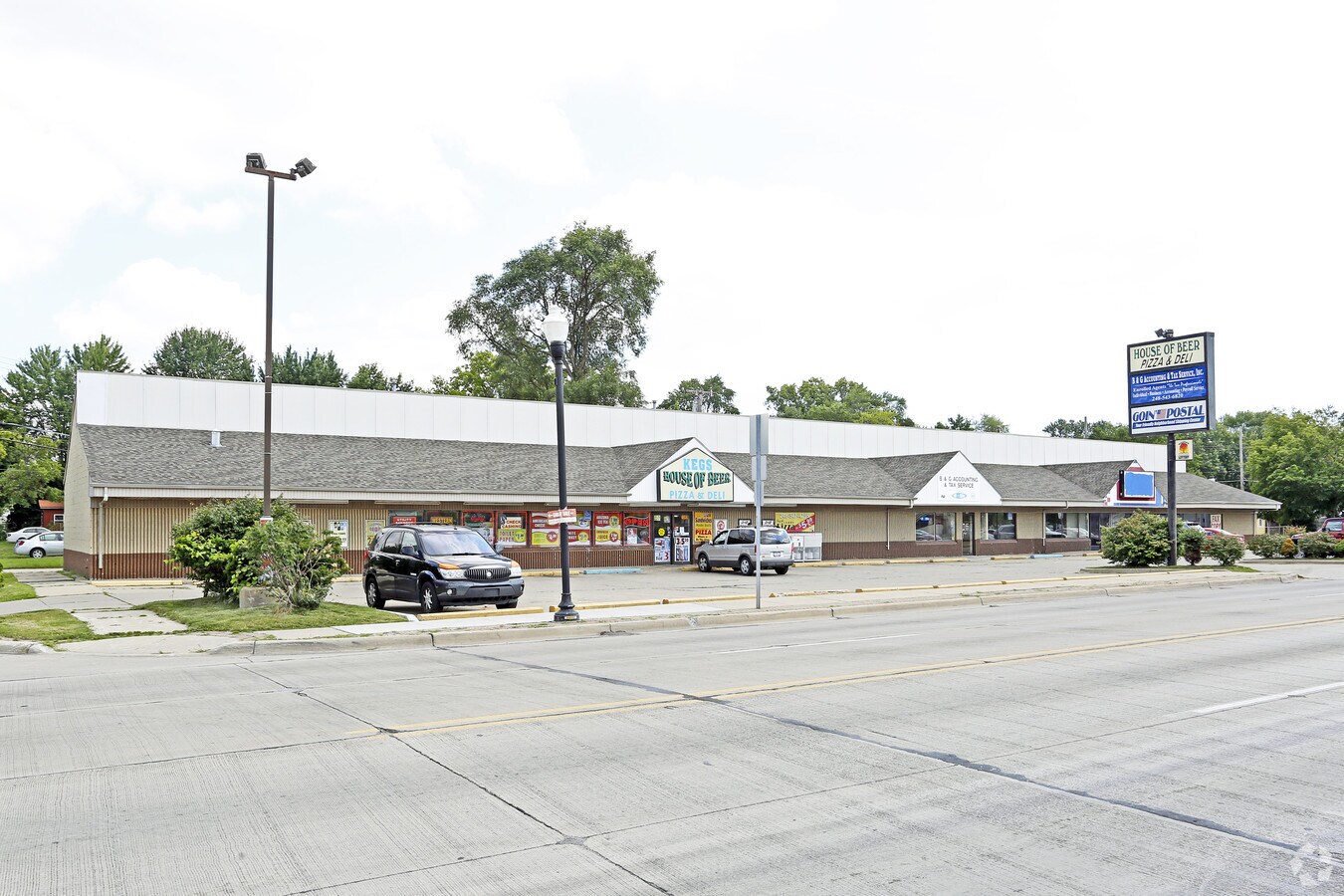 10651079 E 9 Mile Rd, Hazel Park, MI 48030