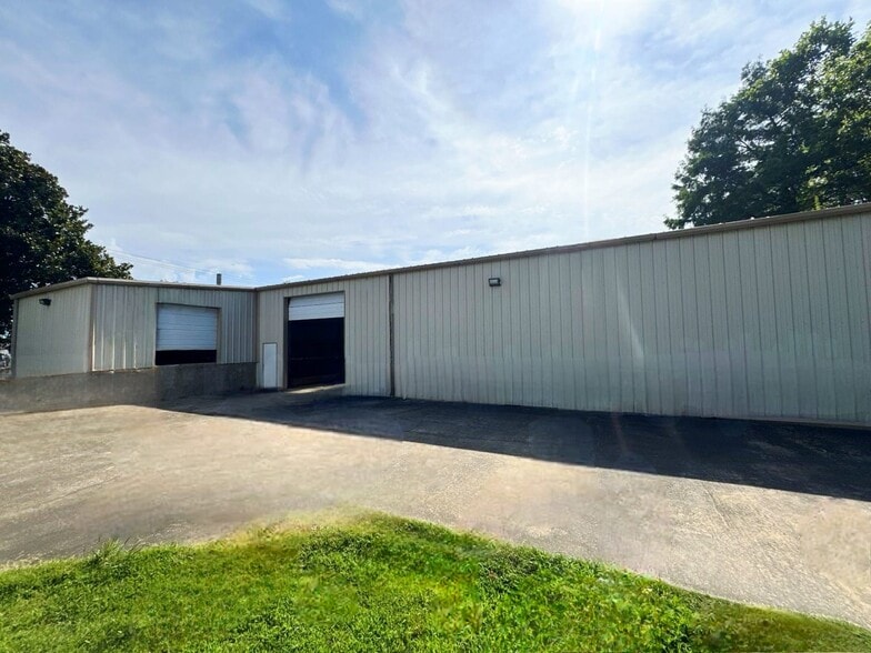 600 S Plum St, Pine Bluff, AR for lease - Building Photo - Image 3 of 5