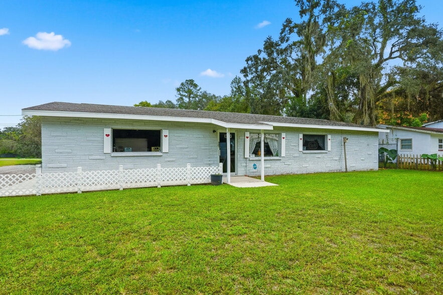 1340 Howell Ave, Brooksville, FL for sale - Building Photo - Image 3 of 22