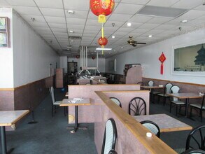 635-641 Veterans Pky S, Moultrie, GA for lease Interior Photo- Image 2 of 3