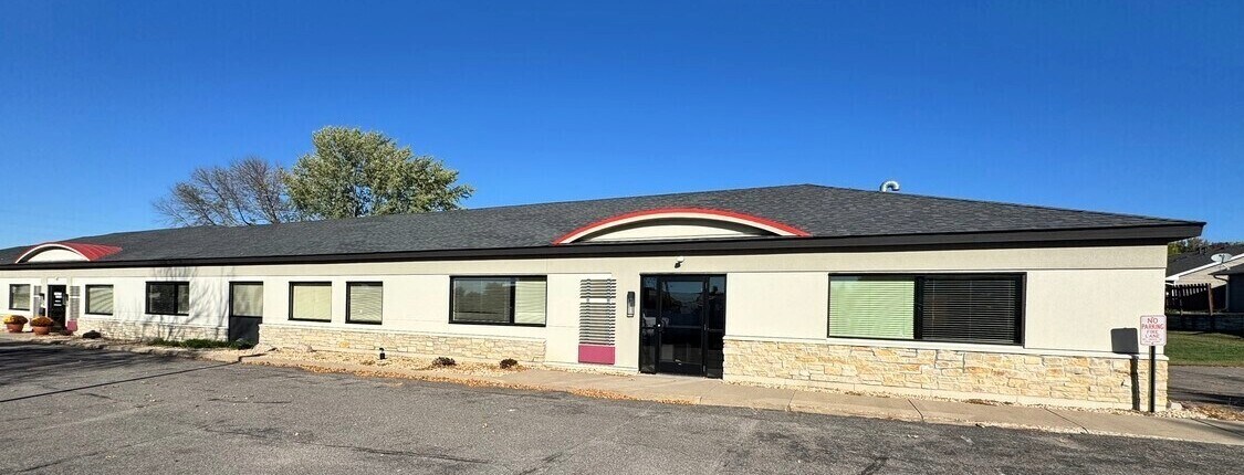 650 Dodge Ave NW, Elk River, MN for lease Building Photo- Image 1 of 11