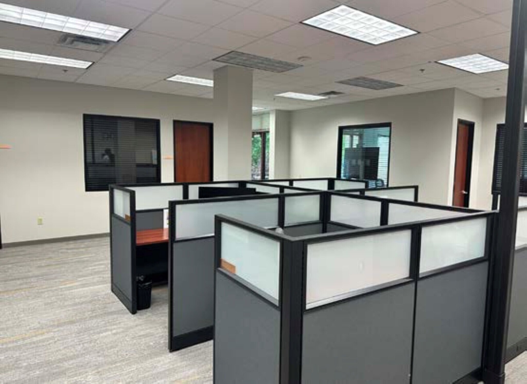 5470 Kietzke Ln, Reno, NV for lease Interior Photo- Image 1 of 6