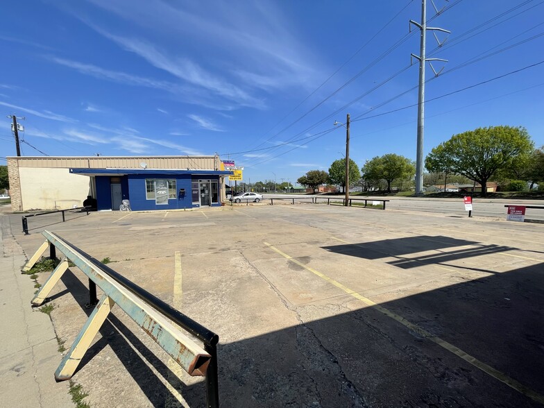 2085 S Garland Ave, Garland, TX for sale - Building Photo - Image 2 of 8