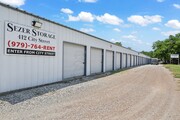 412 City st, Caldwell TX - Self Storage Facility