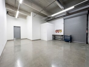 2744 E 11th St, Oakland, CA for lease Interior Photo- Image 2 of 5