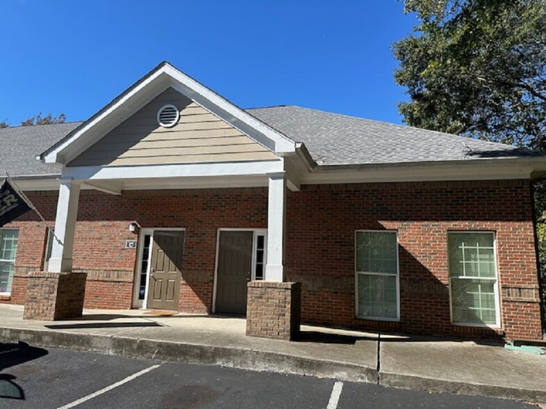 200 Eagles Nest Dr, Canton, GA for lease - Building Photo - Image 1 of 11