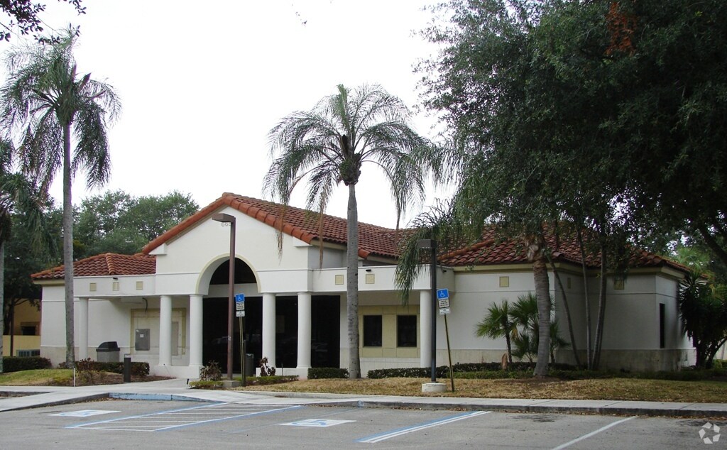 6653 Jog Rd, Boca Raton, FL for sale Building Photo- Image 1 of 1