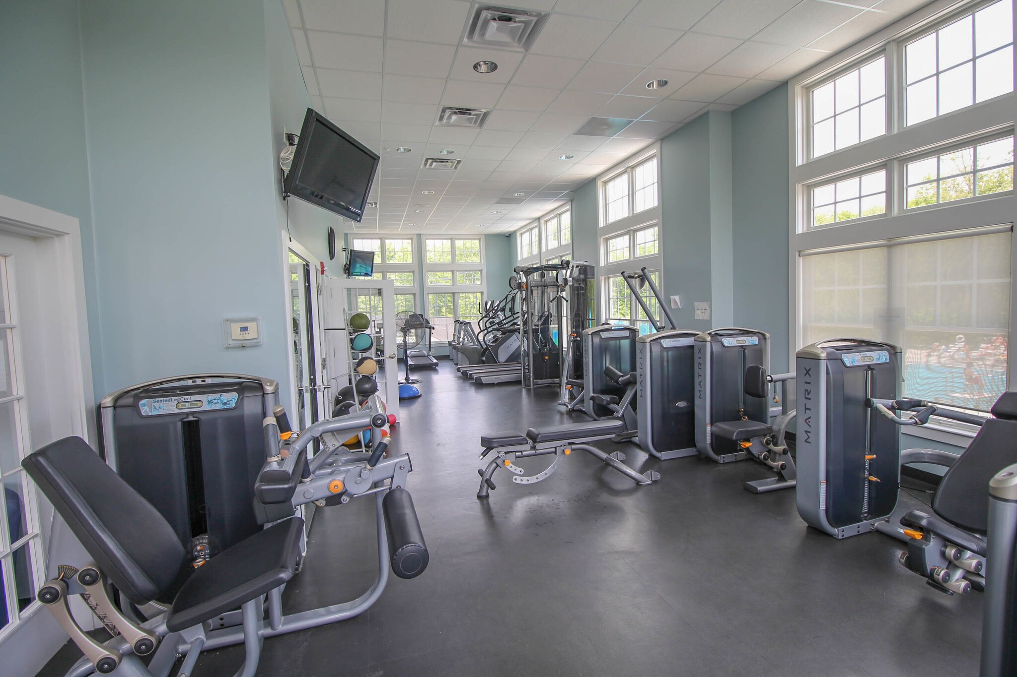 100 N Benson Rd, Middlebury, CT 06762 Edgewood Bath and Tennis Club