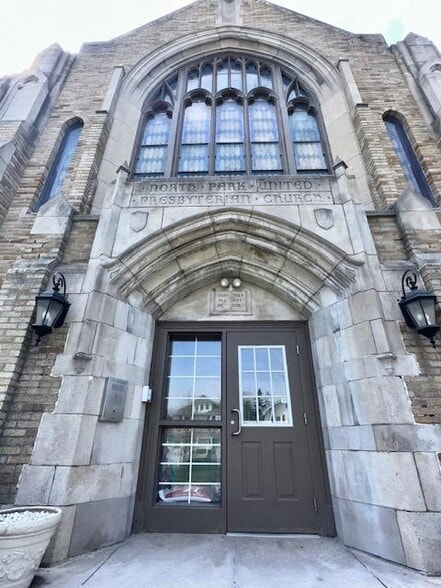 29 UNIT N. Buffalo Church Conversions portfolio of 2 properties for sale on LoopNet.com - Building Photo - Image 2 of 32