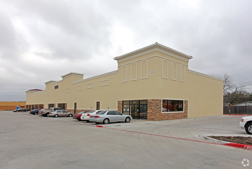 8202 Spring Valley Rd, Dallas, TX for lease - Building Photo - Image 2 of 6