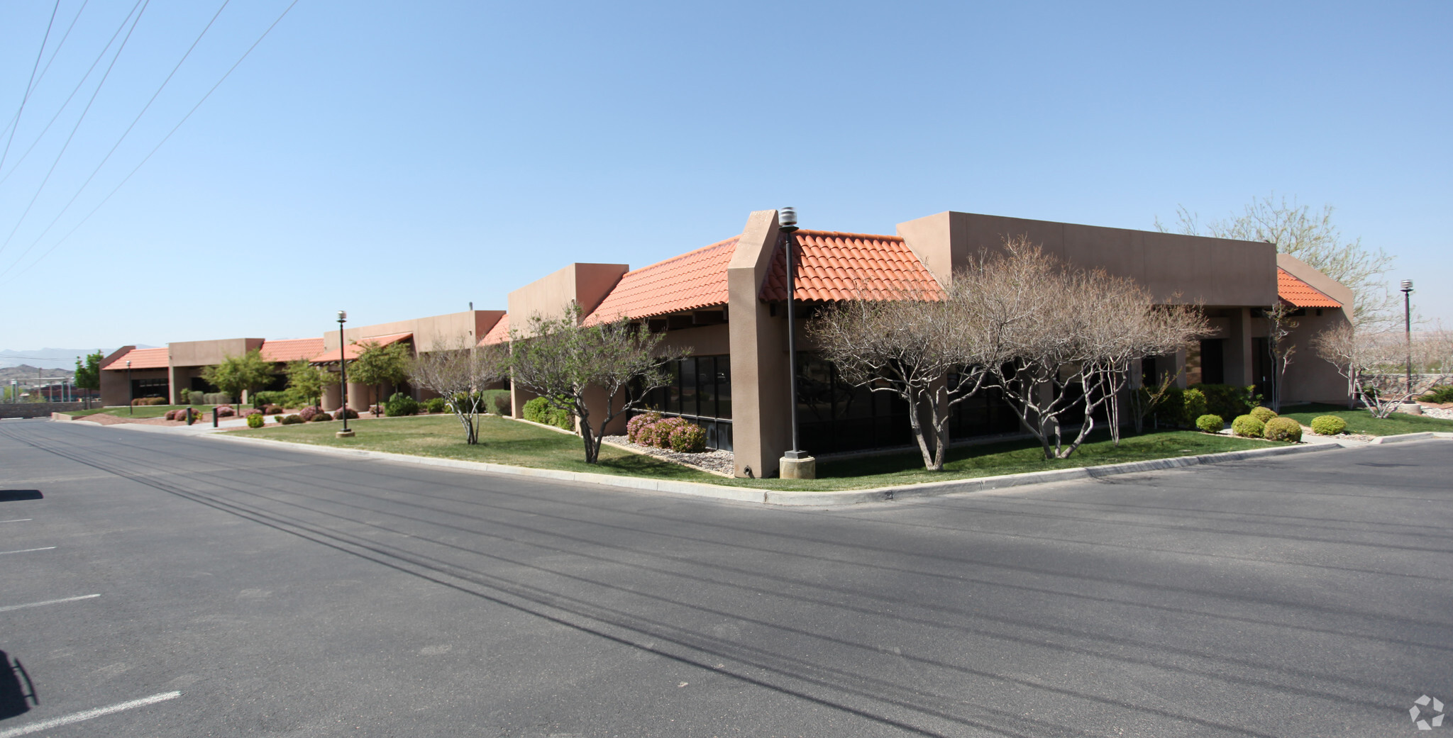 4445 N Mesa St, El Paso, TX for lease Primary Photo- Image 1 of 4