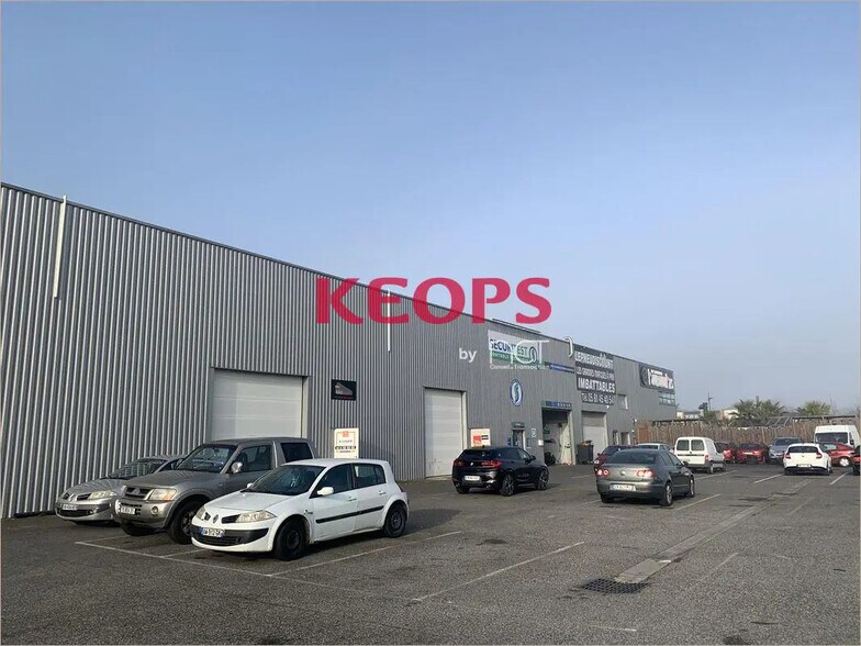 Flex in Plaisance-du-Touch for lease - Building Photo - Image 1 of 4