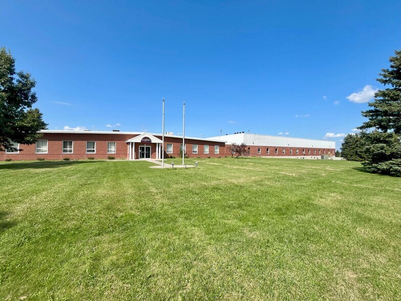 22419 County Rte 196, Watertown, NY for lease - Building Photo - Image 1 of 14