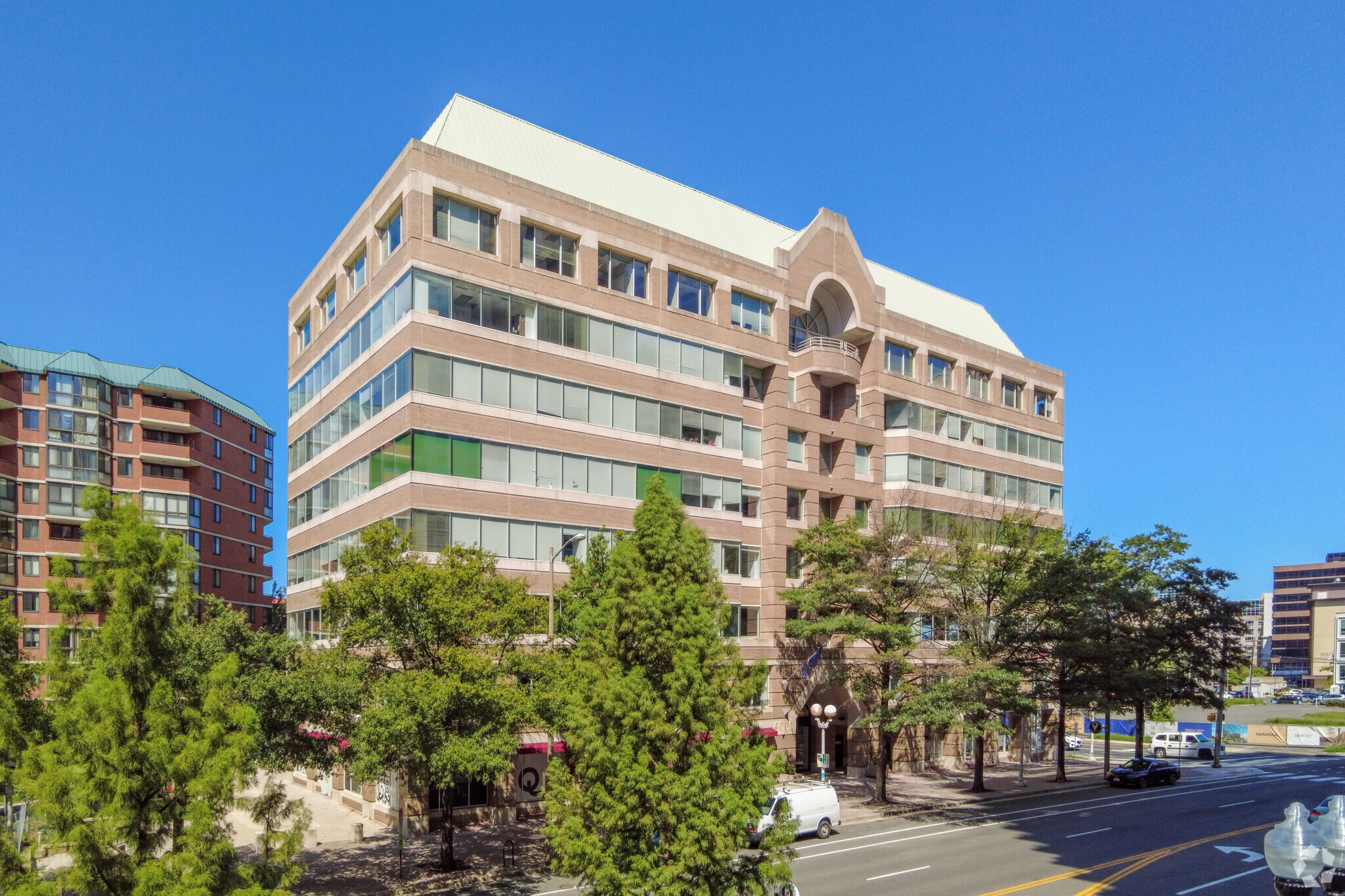 4001 N Fairfax Dr, Arlington, VA for lease Building Photo- Image 1 of 8