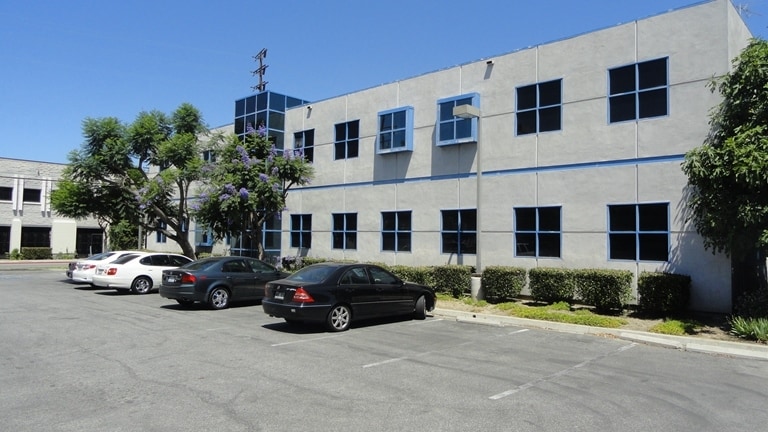 9604 Artesia Blvd, Bellflower, CA for lease - Building Photo - Image 3 of 5