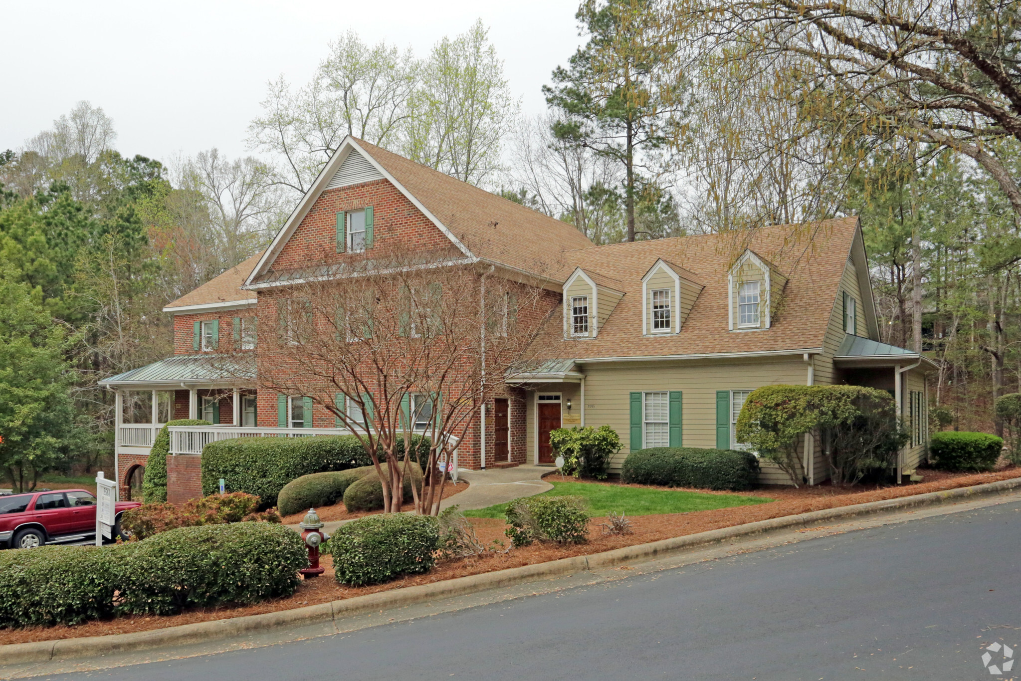 5561 McNeely Dr, Raleigh, NC for lease Primary Photo- Image 1 of 23