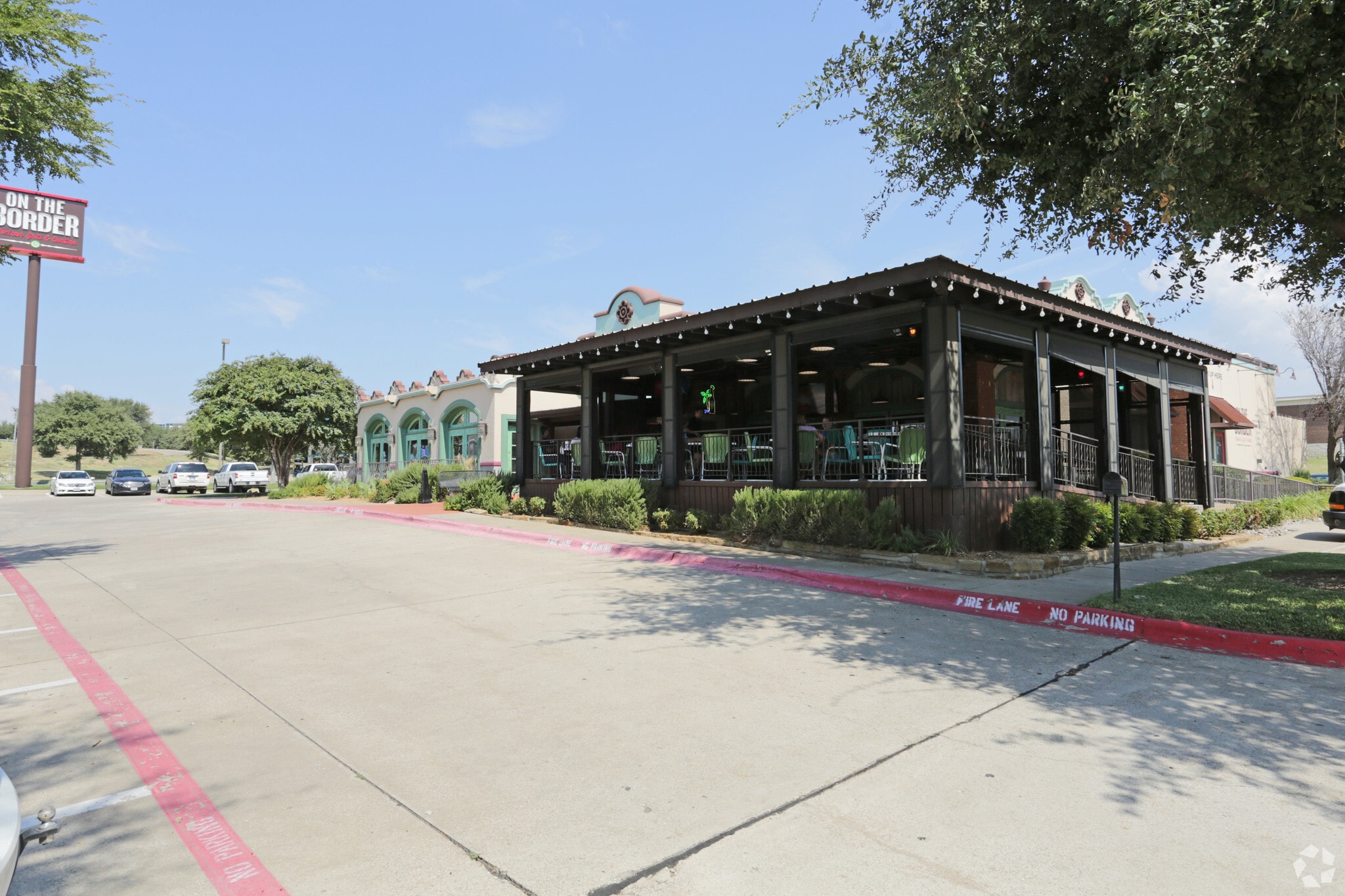 1890 S Stemmons Fwy, Lewisville, TX for lease Building Photo- Image 1 of 11