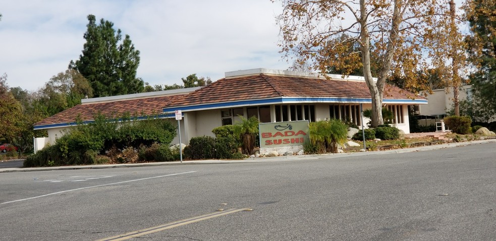 420 Pennsfield Pl, Thousand Oaks, CA for sale - Building Photo - Image 1 of 1