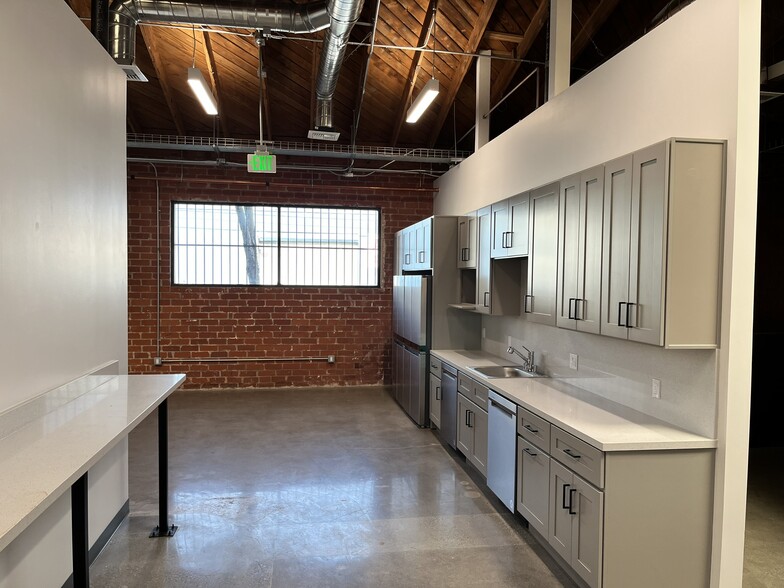 900 E 4th St, Los Angeles, CA for lease - Interior Photo - Image 3 of 13