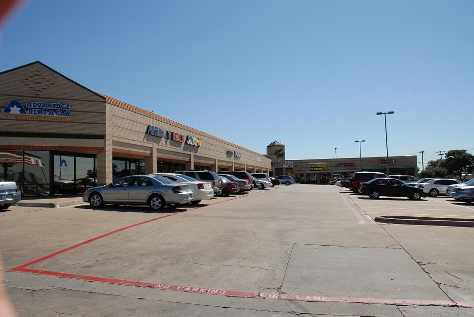 2000 Esters Rd, Irving, TX for sale Primary Photo- Image 1 of 1