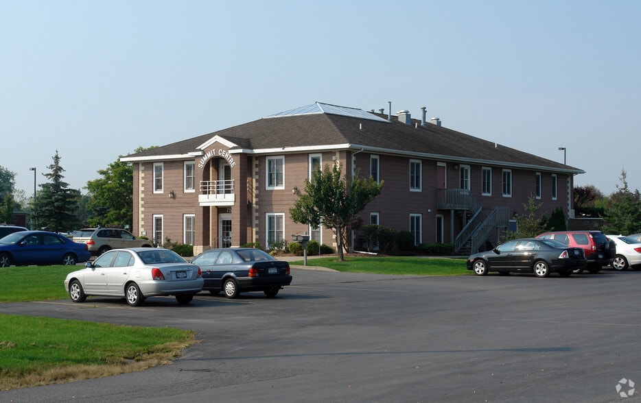 7555 Rd, Liverpool, NY 13090 Office for Lease