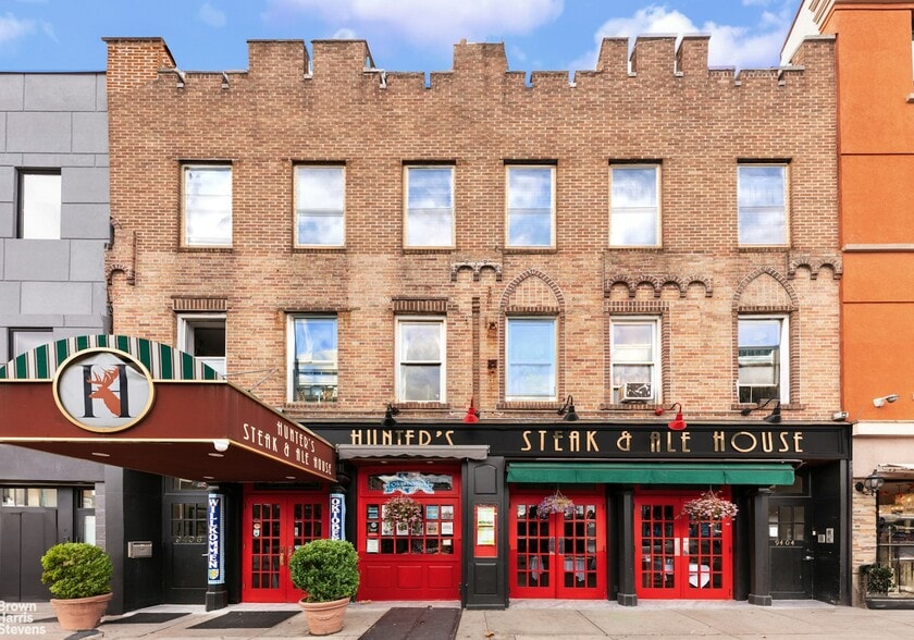 Portfolio of 2 properties for sale on LoopNet.com - Primary Photo - Image 1 of 2