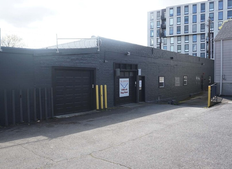 1100 NE 21st St, Portland, OR for sale - Building Photo - Image 3 of 8