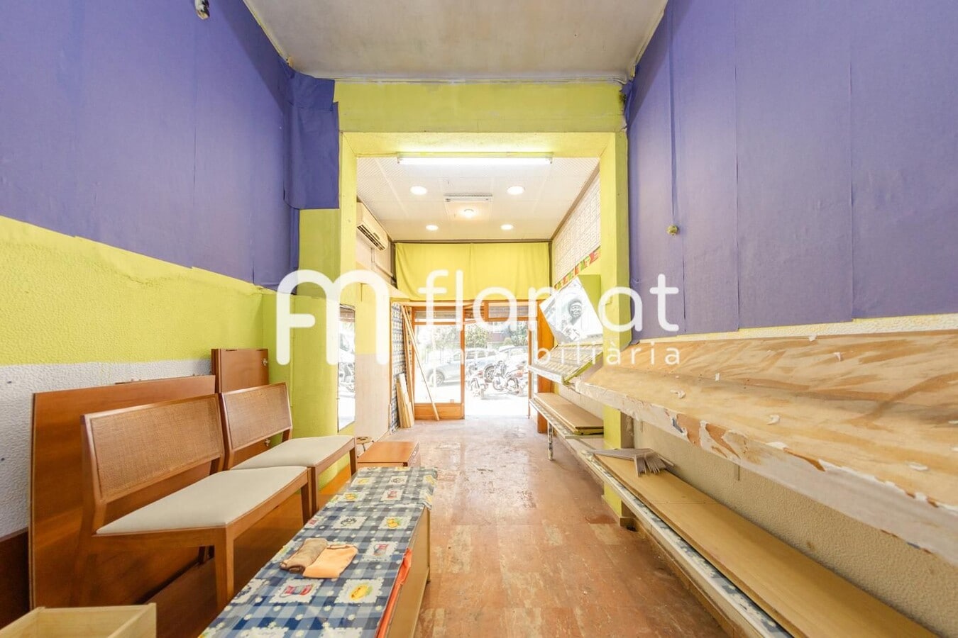 Barcelona, BAR 08024 - Unit 2 -  - Interior Photo - Image 1 of 16